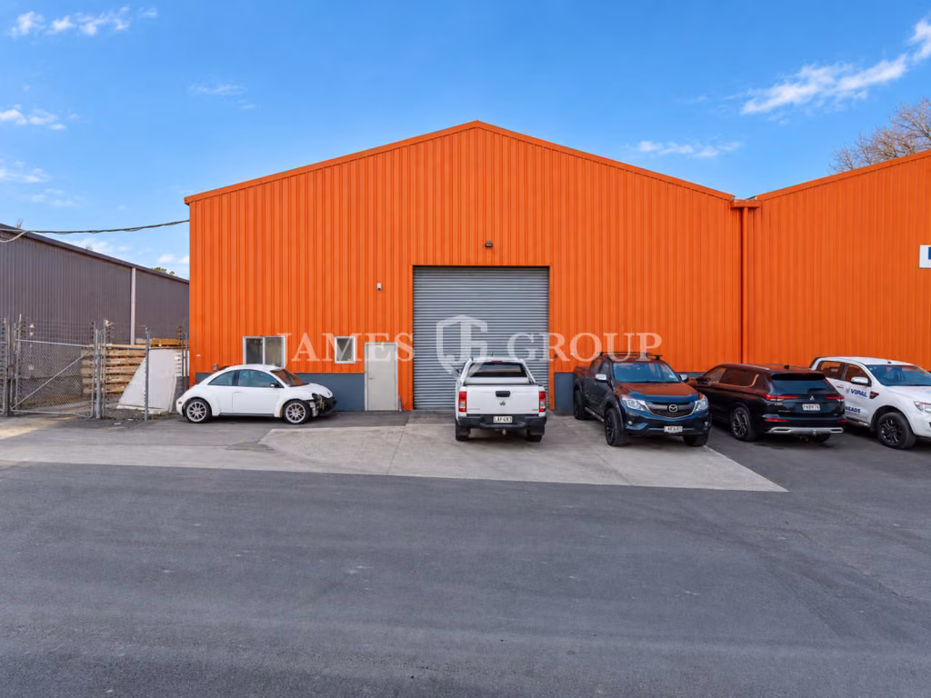 600m² High Stud With Yard / $96,000 + Gst