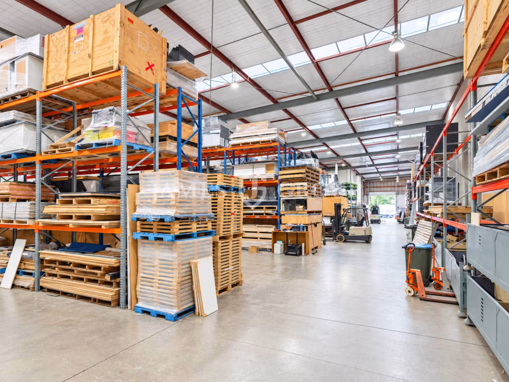 1,635m² Rosebank Warehouse + Secure Yard