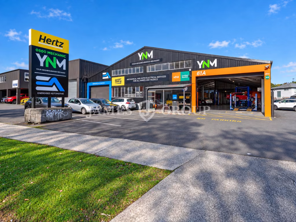 1,193m² Warehouse & Secure Yard | Saint Johns