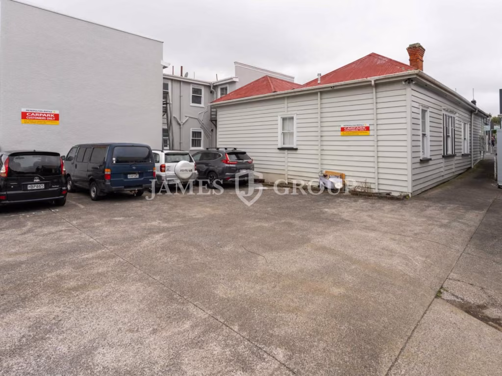 Character Villa With Dominion Road Frontage