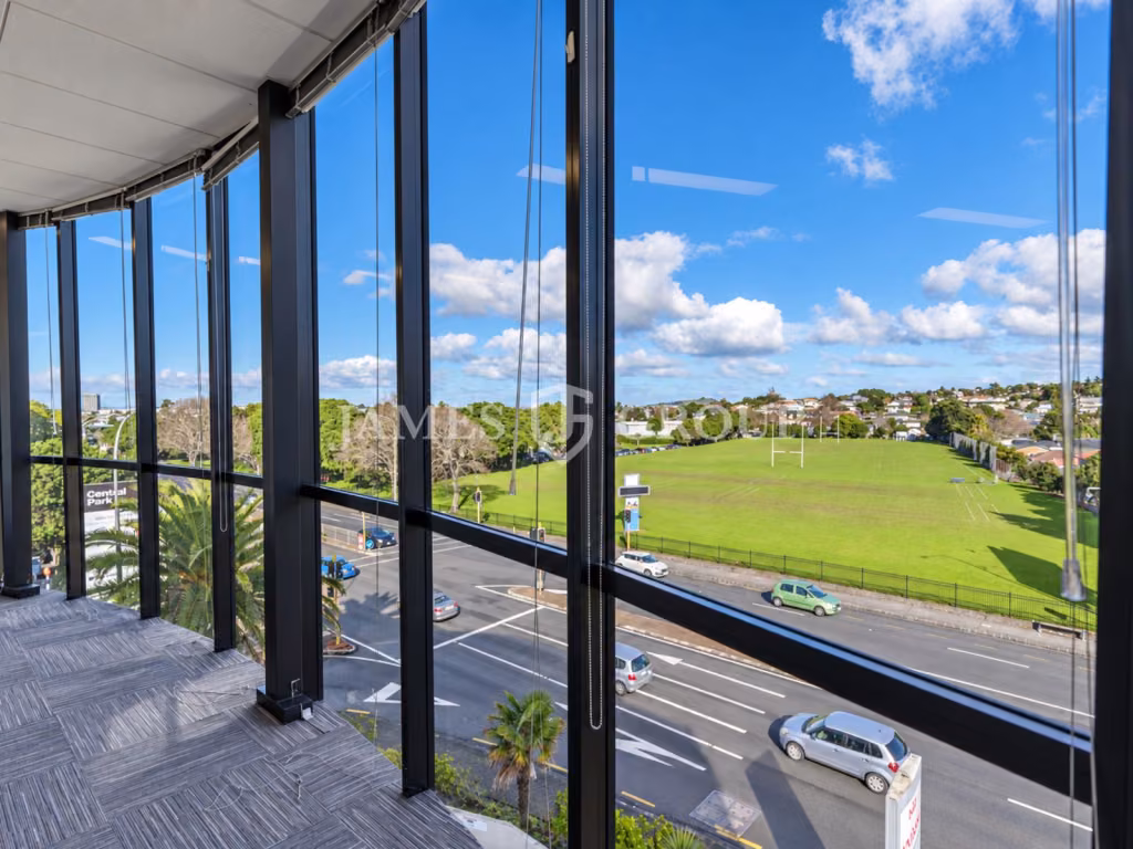 Well-presented Ellerslie Office With 15 Car Parks