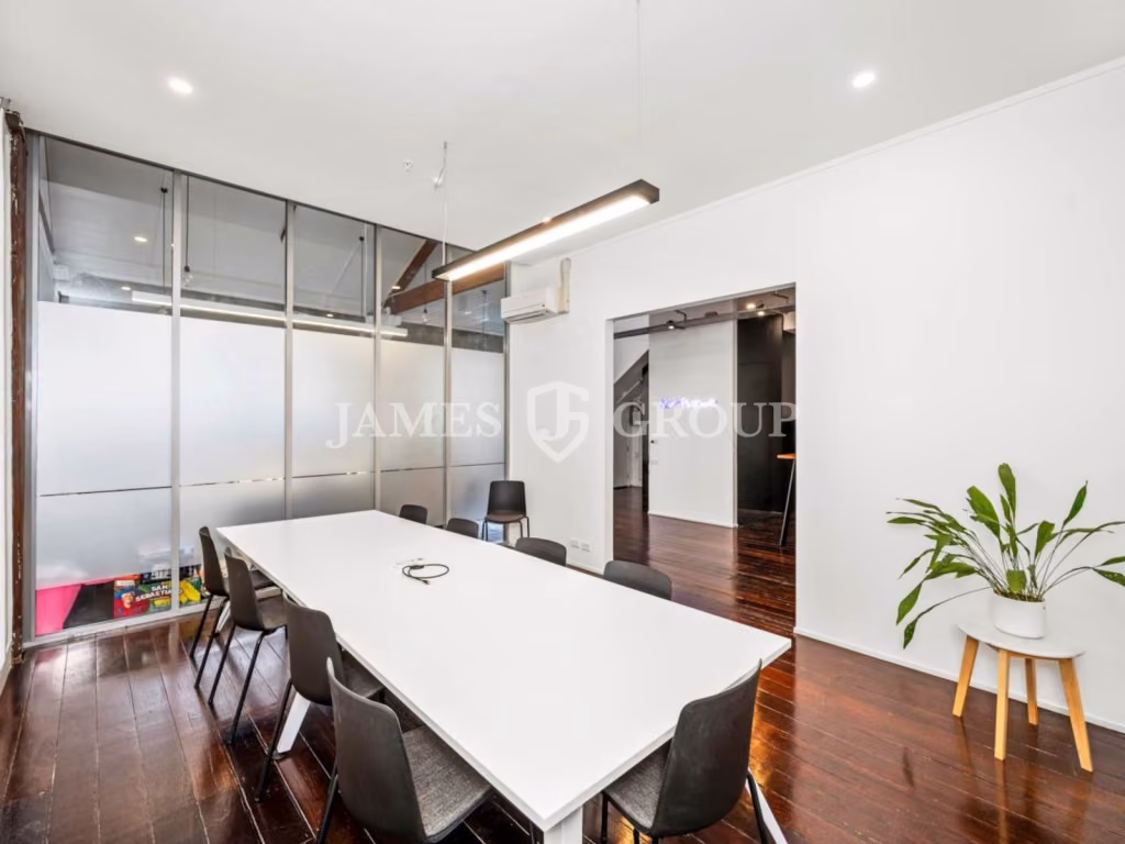 Character Office In Prime Parnell Location