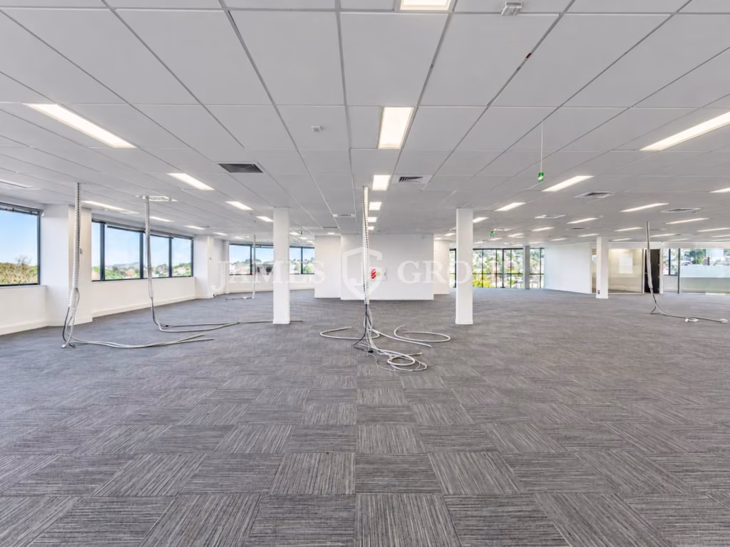 Well-presented Ellerslie Office With 15 Car Parks
