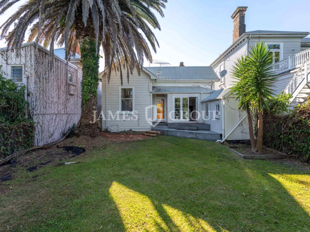 Standalone Parnell Character Villa