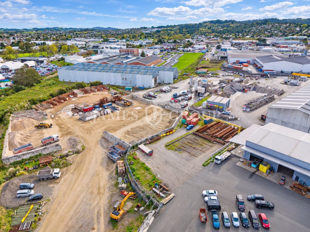 2,300m² Heavy Industry Yard In Papakura