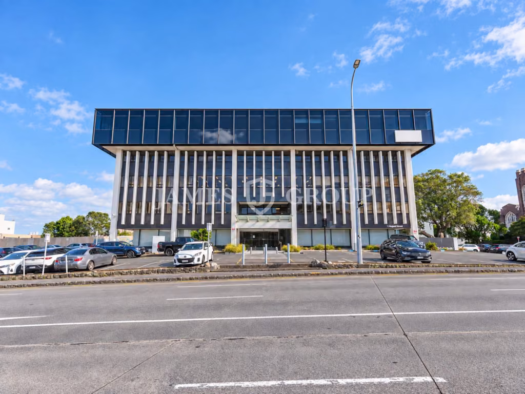 821m² Level 1 Office In Central Grafton