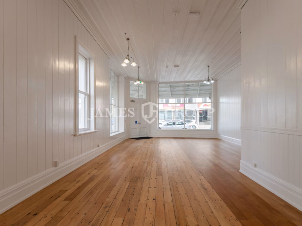 Refurbished Character Space With Standout Exposure