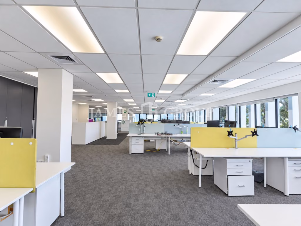 821m² Level 1 Office In Central Grafton