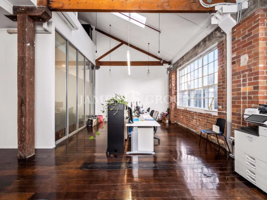 Character Office In Prime Parnell Location