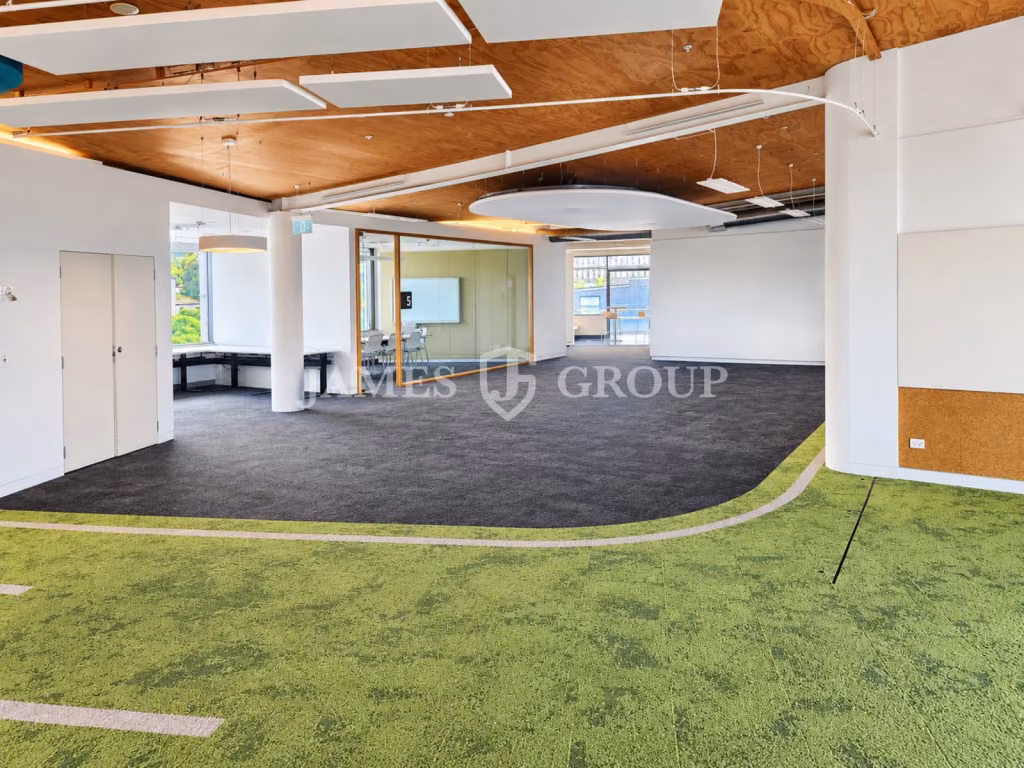 Quality Level 2 Office With Private Decks