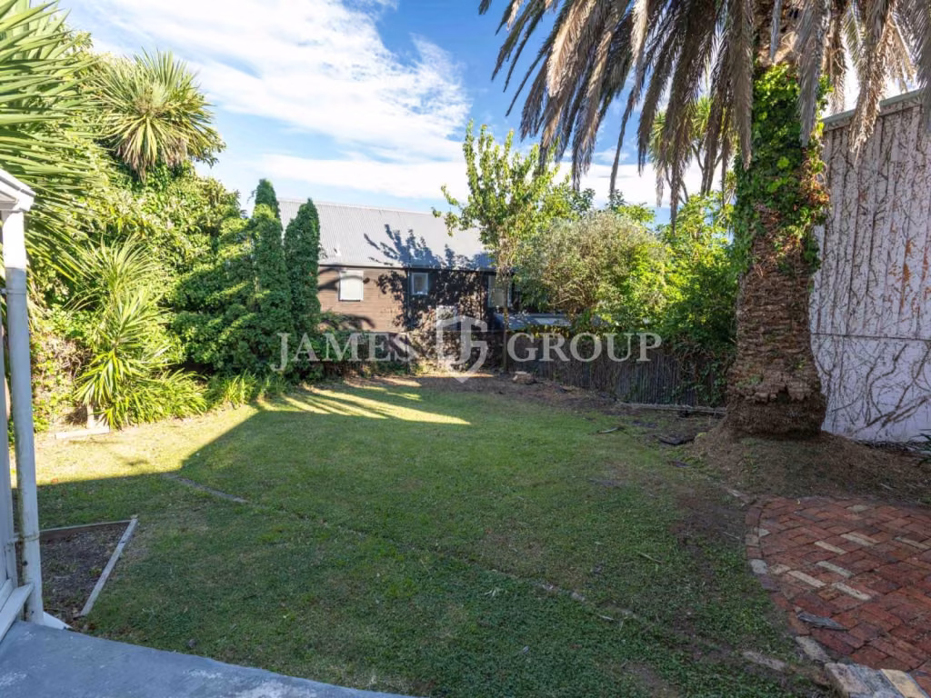Standalone Parnell Character Villa