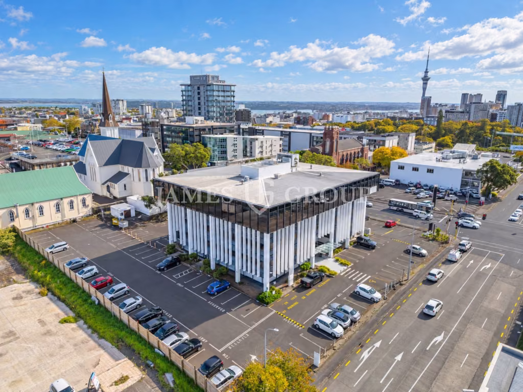 614m² Grafton Office Ready To Occupy