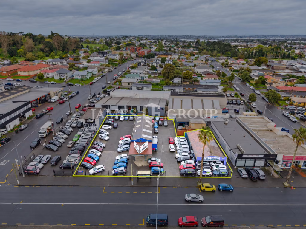 Prime Car Yard | 1,748 Sqm Yard/office/workshop