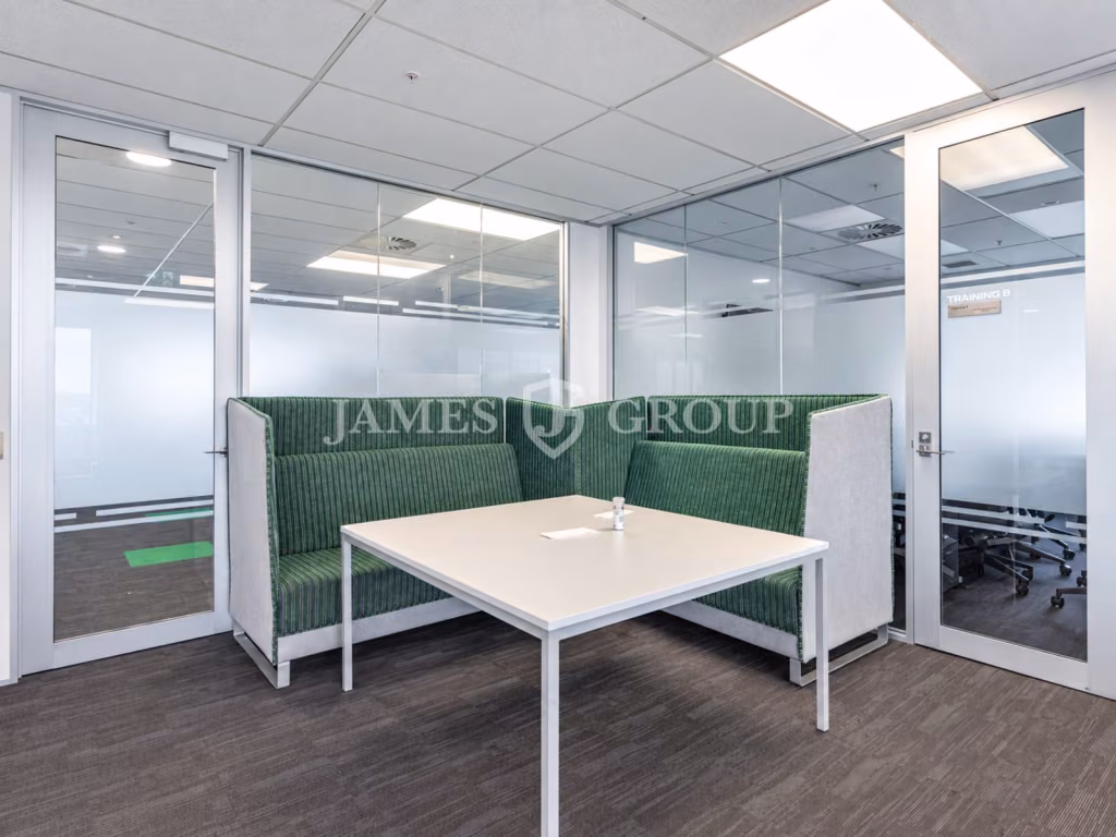 215m² Ellerslie Office With Existing Fit Out