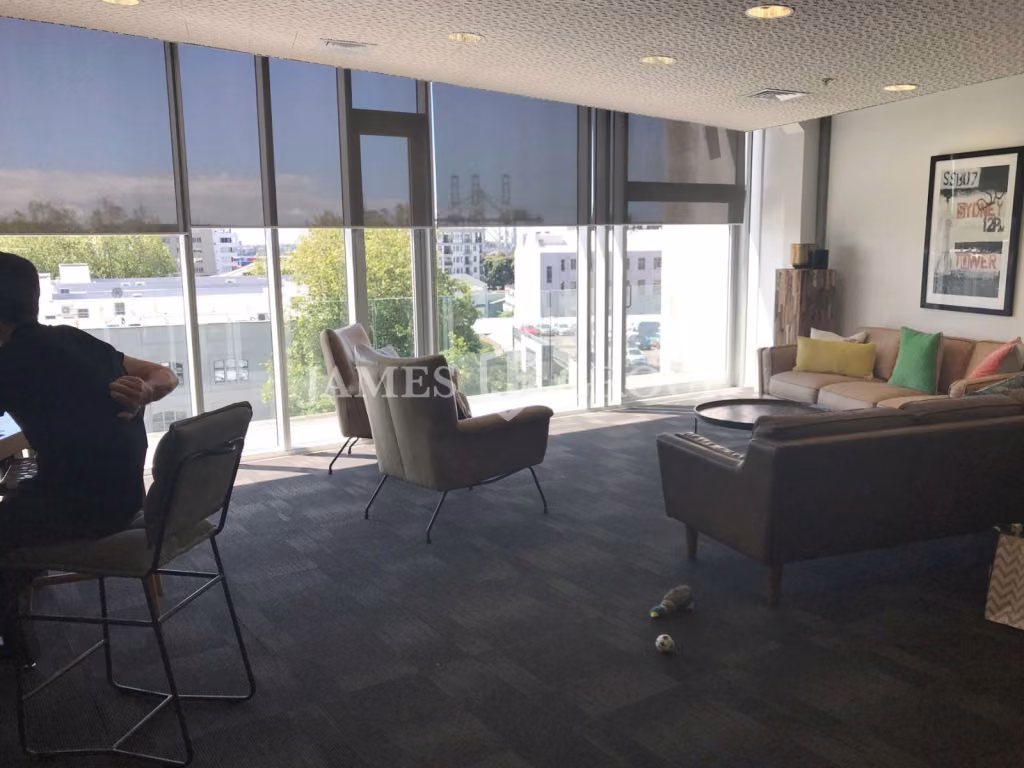 170m² Parnell Office With 4 Car Parks