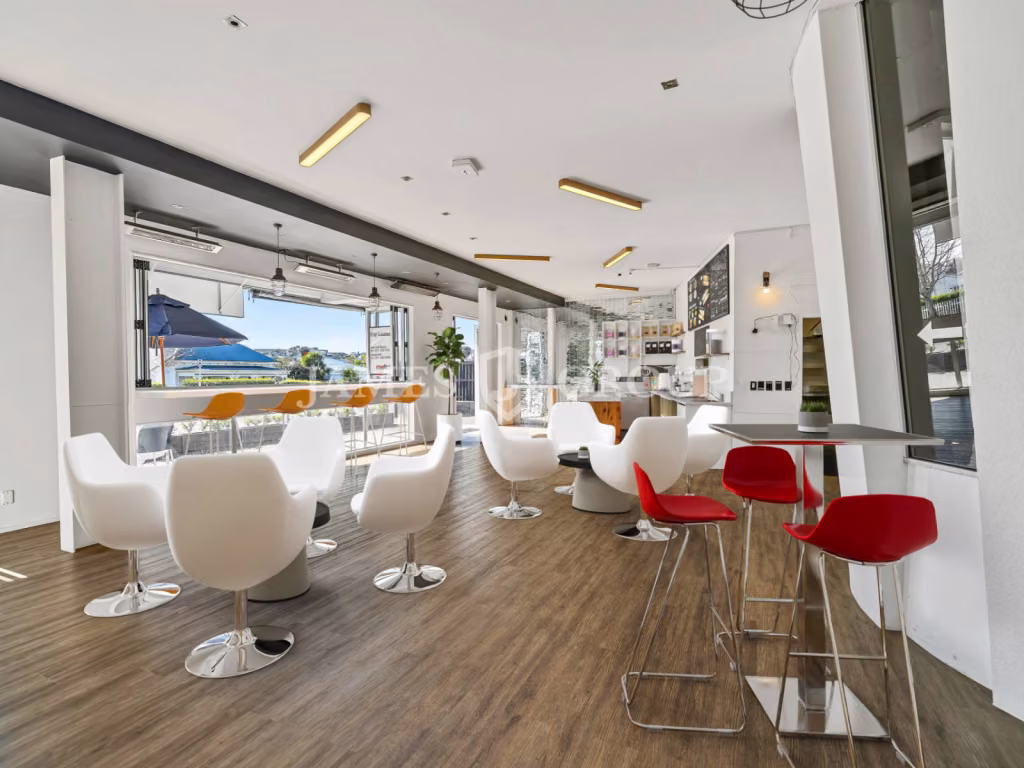 145m² CafÉ Space In The Heart Of Ellerslie