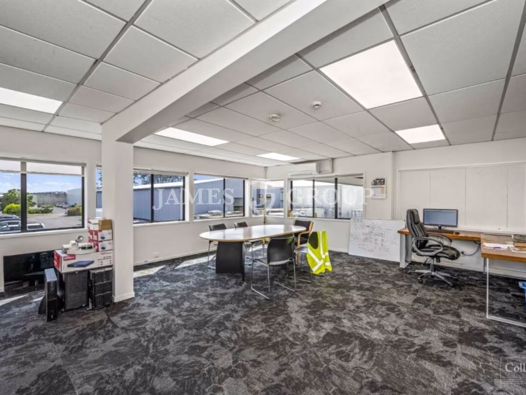 Dual Freehold Units | Returning $220k Net + Gst