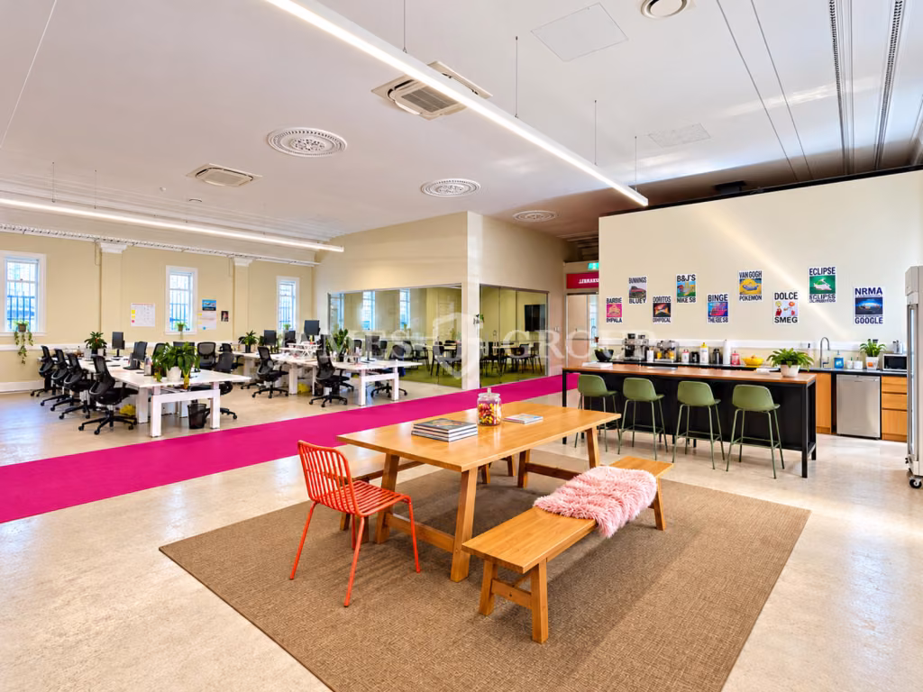 Distinctive Office Space At Mockba House
