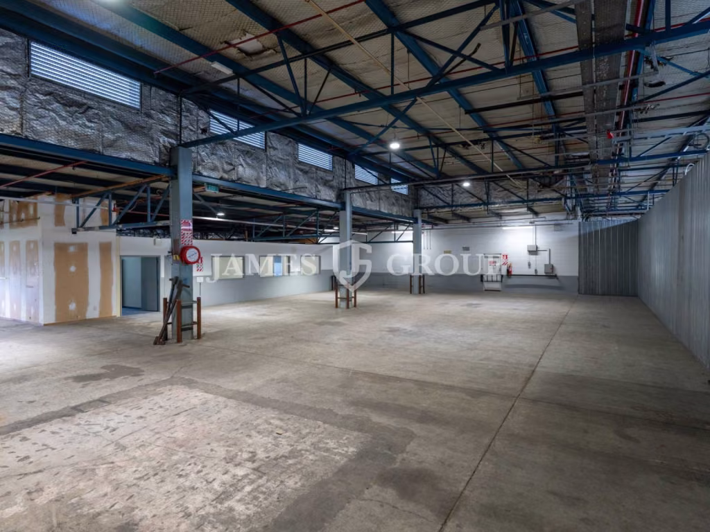 460m² Warehouse + 2,500m² Yard – High Power Site