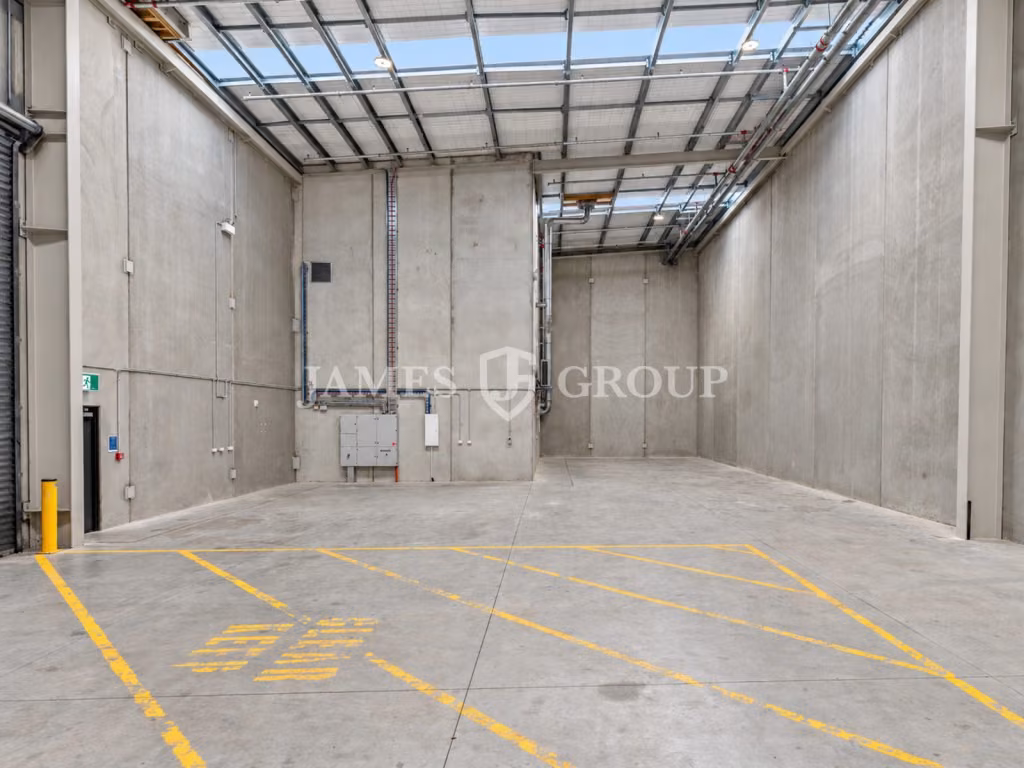 556m² High-stud A-grade Unit In Gated Complex