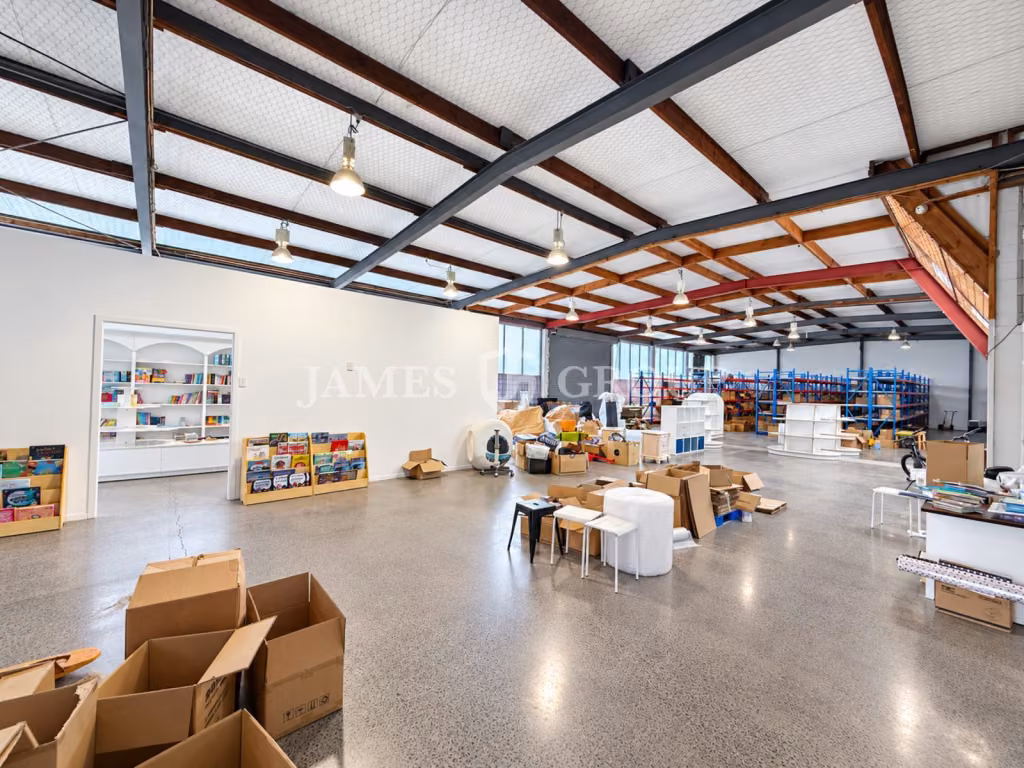 Mixed Use High Profile Warehouse | 546m² + Yard