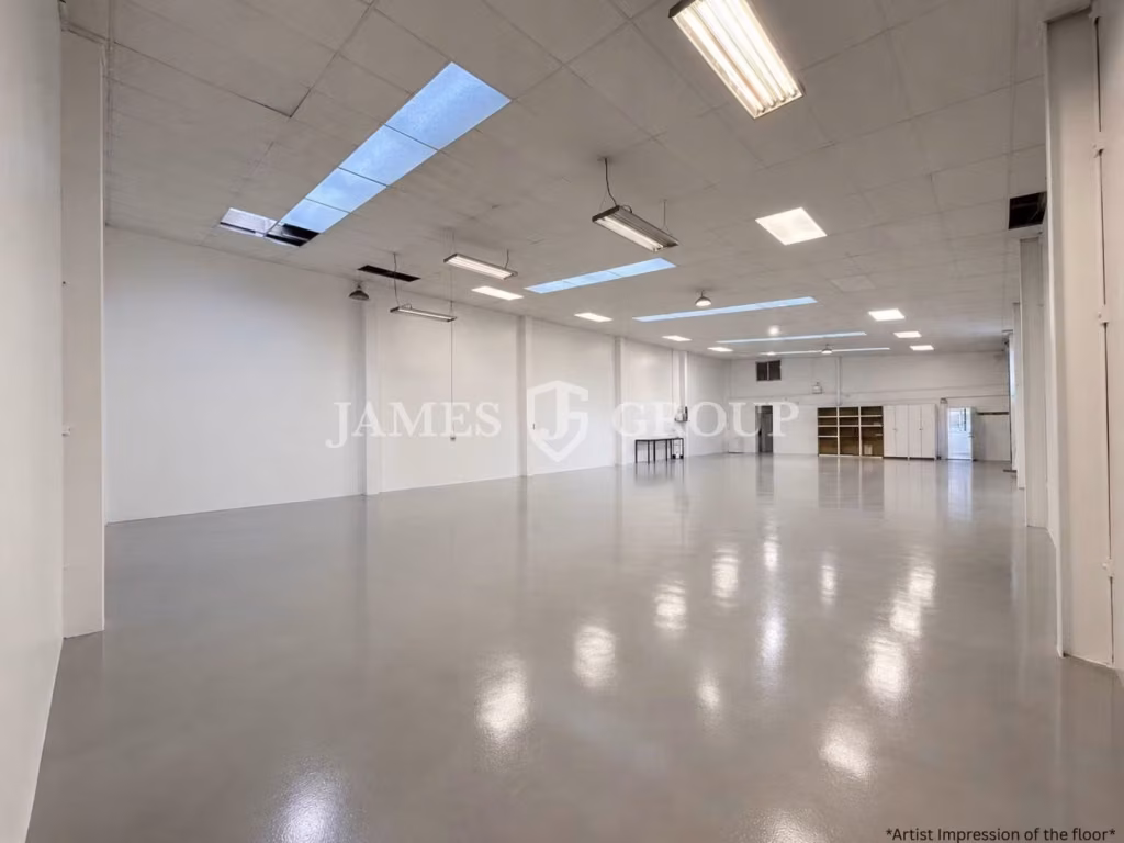 Affordable Portage Road Space | 350m²