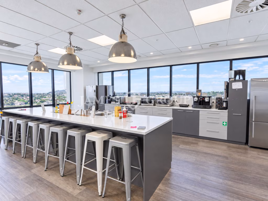 215m² Ellerslie Office With Existing Fit Out