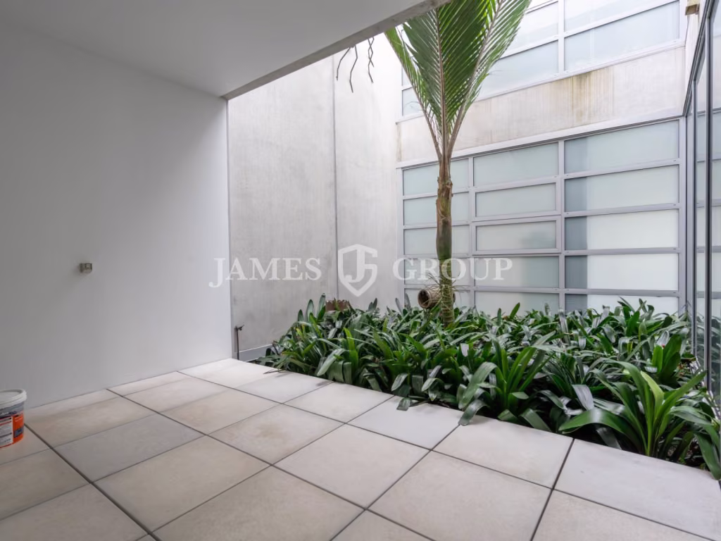 St Heliers Office In Waterfront Building