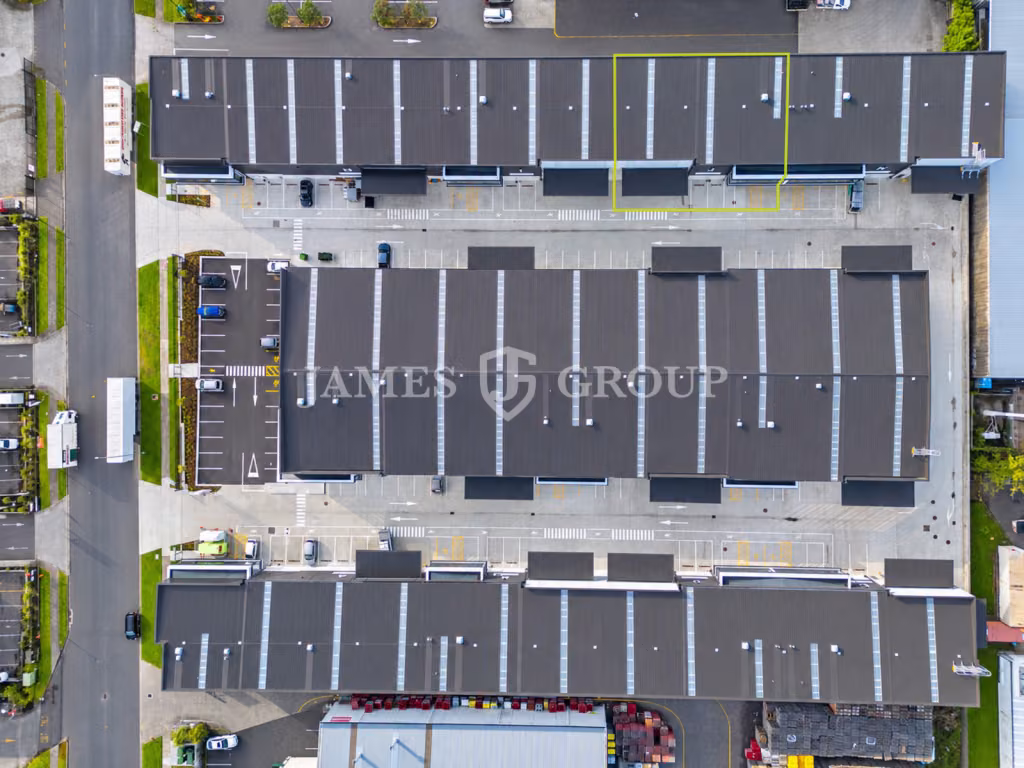 Secure A-grade 485m² Unit With Container Pad