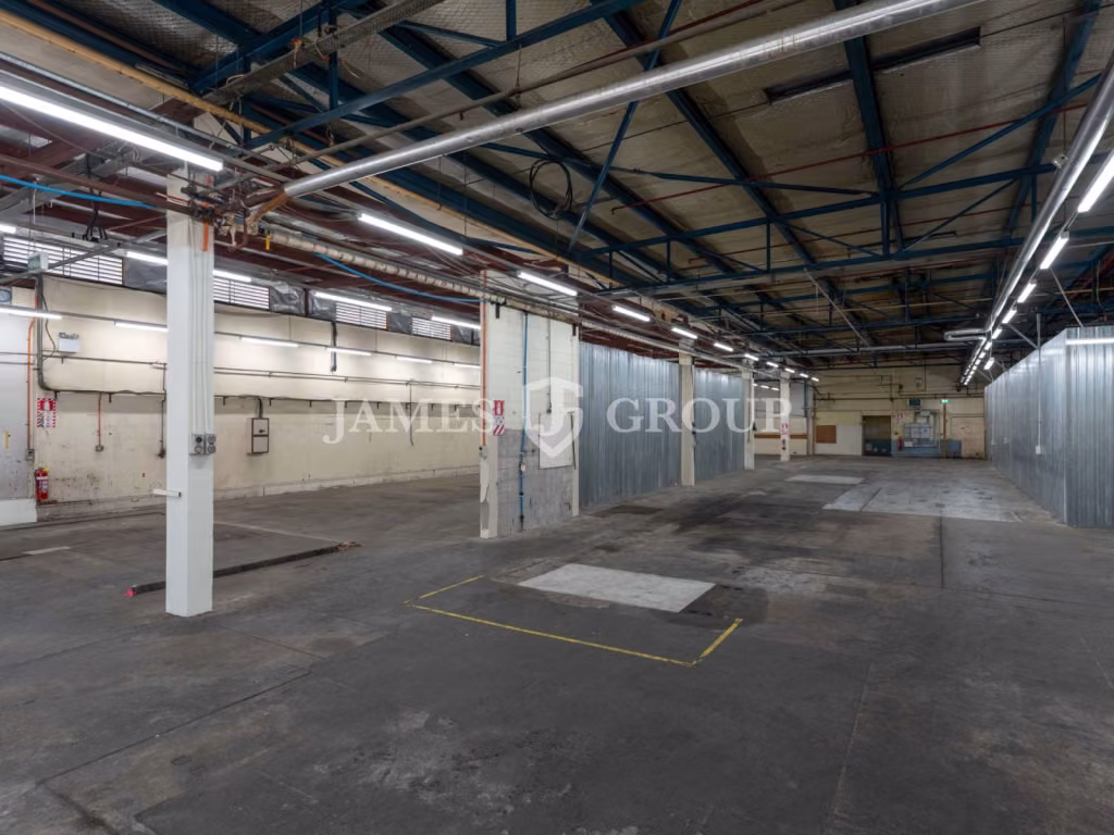 784m² Warehouse + 2,500m² Yard – High Power Site