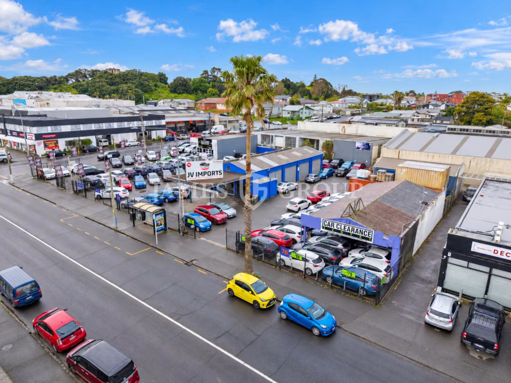 Prime Car Yard | 1,748 Sqm Yard/office/workshop