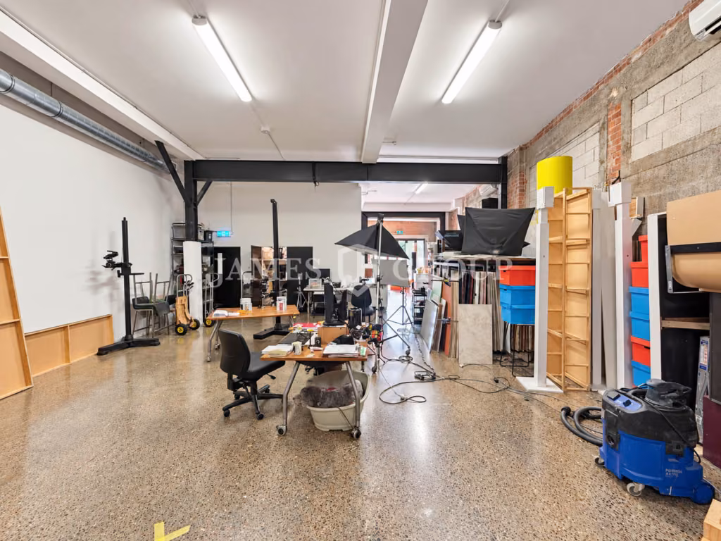 179m² Retail Space In The Heart Of The City Fringe