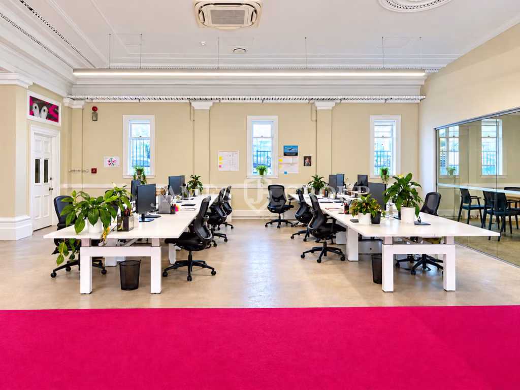 Distinctive Office Space At Mockba House