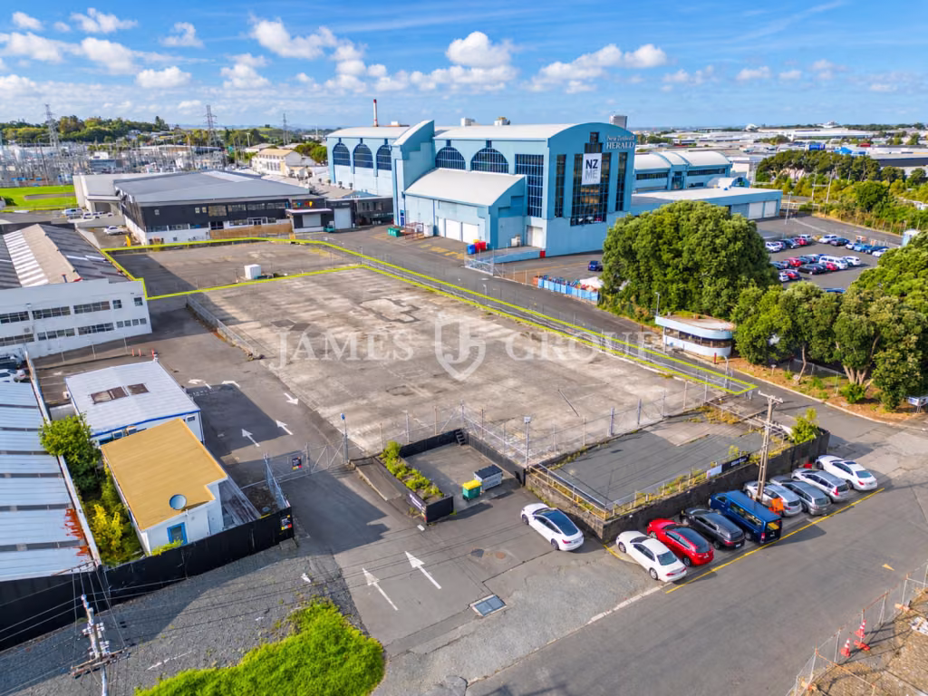 2,000m² Asphalt Yard – Central Ellerslie
