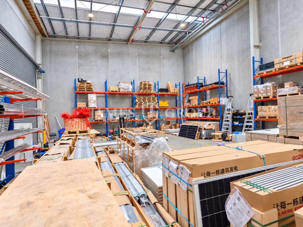 Secure A-grade 485m² Unit With Container Pad